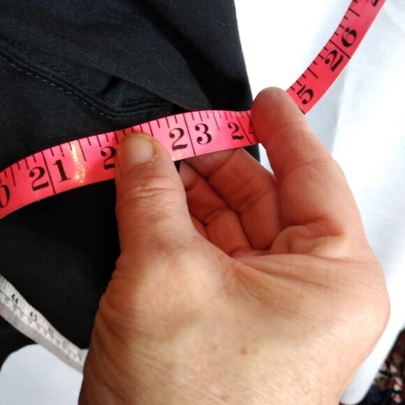 Jennifer Moore zip front hoodie - Picture 5 of 6